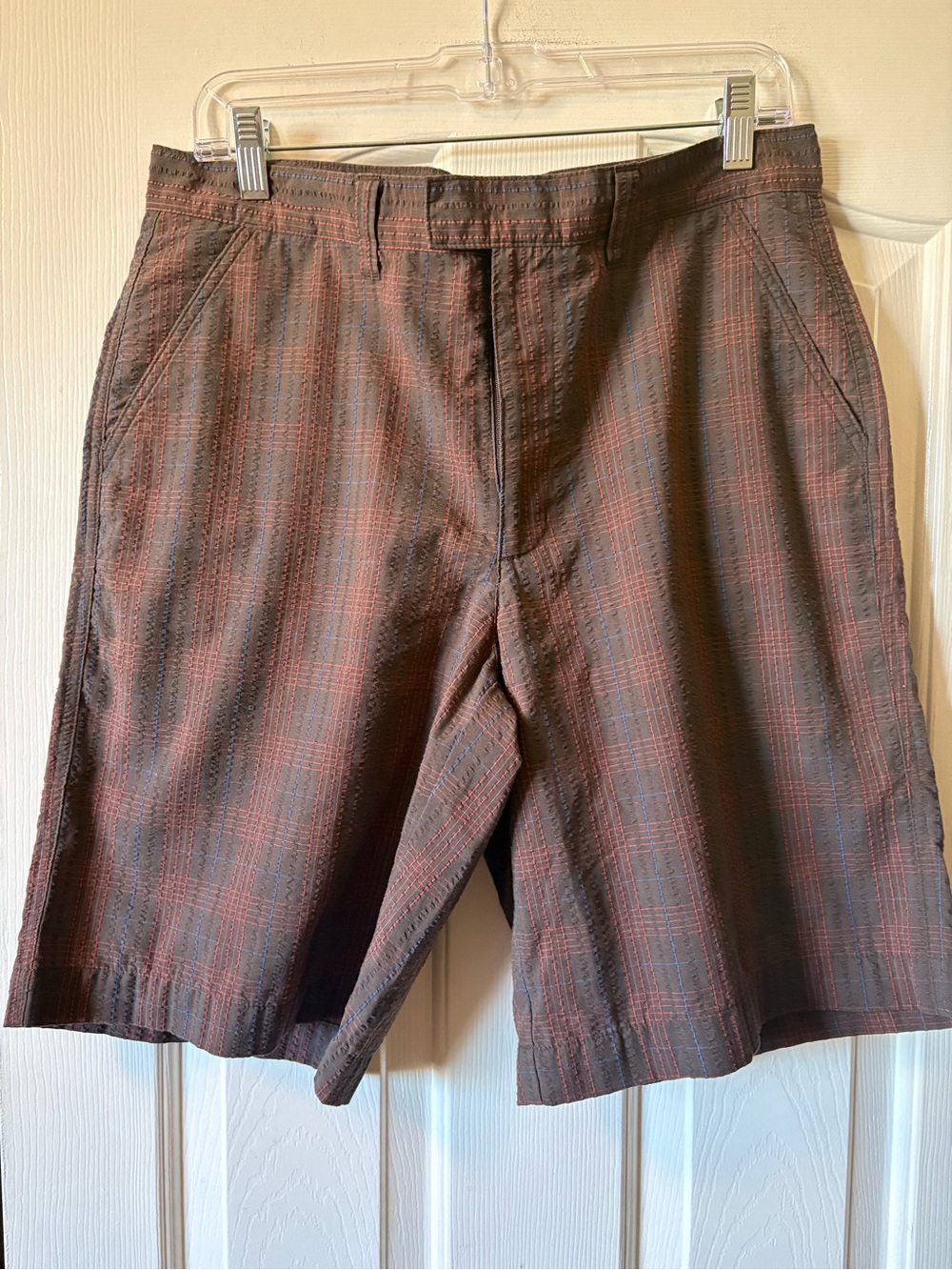 Patagonia Men’s Brown Plaid Shorts size 32